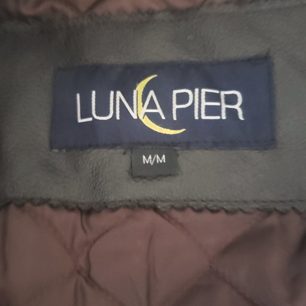 Brown leather style bomber jacket, medium size, brand is Luna Pier